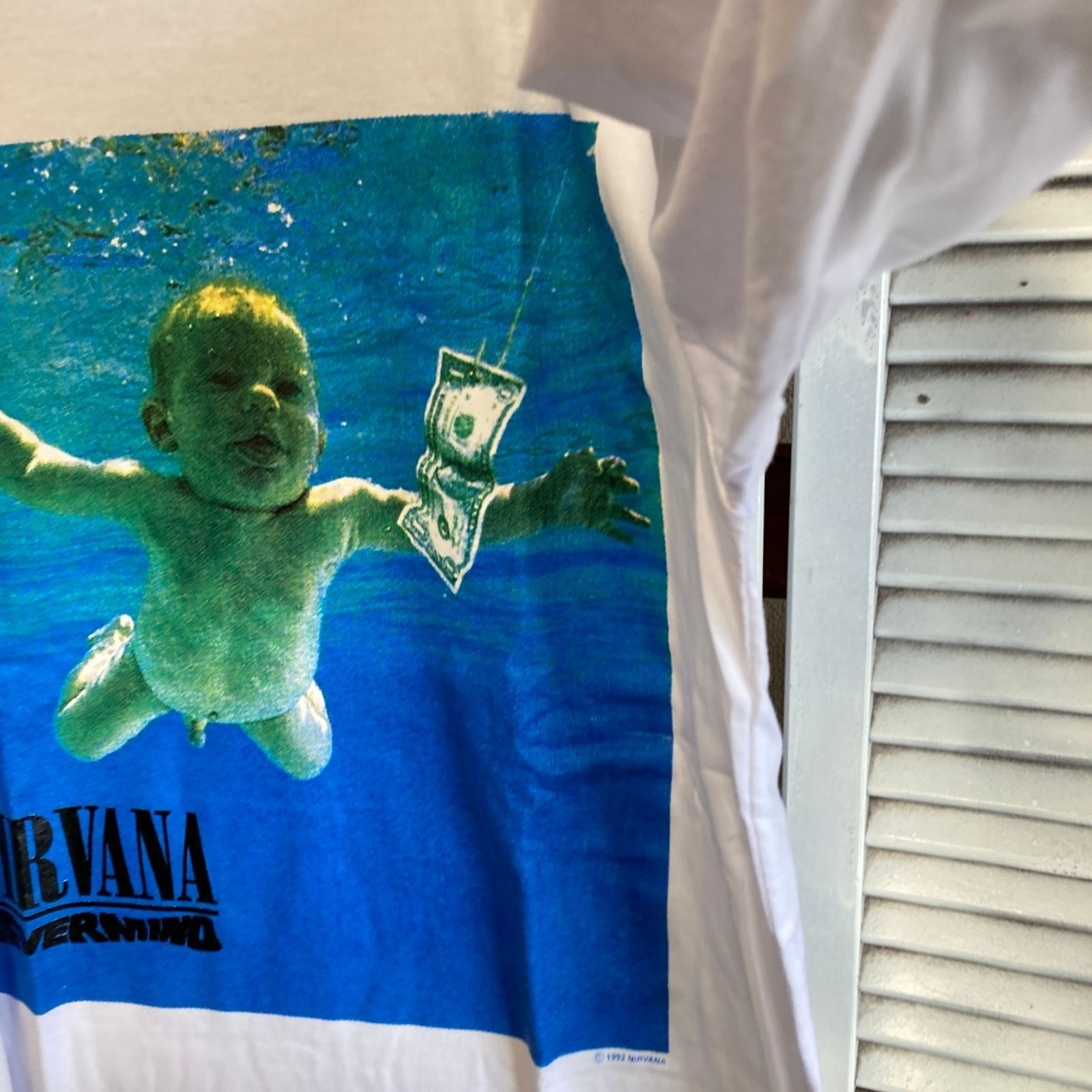 ◉ ニルバーナ NIRVANA カートコバーン 赤ちゃん ネバーマインド 白