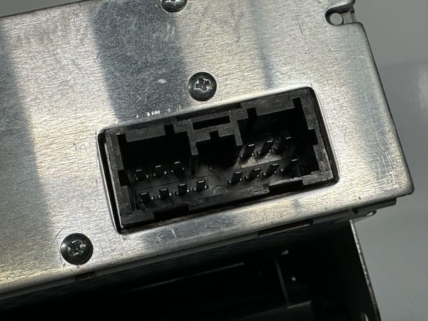 日野 ヒノ 純正 ラジオ レシーバ オーディオ USB AM/FM AUX 12V用 86120-25090 PJ-3685 86211-37110 86212-37090 ☆良品☆