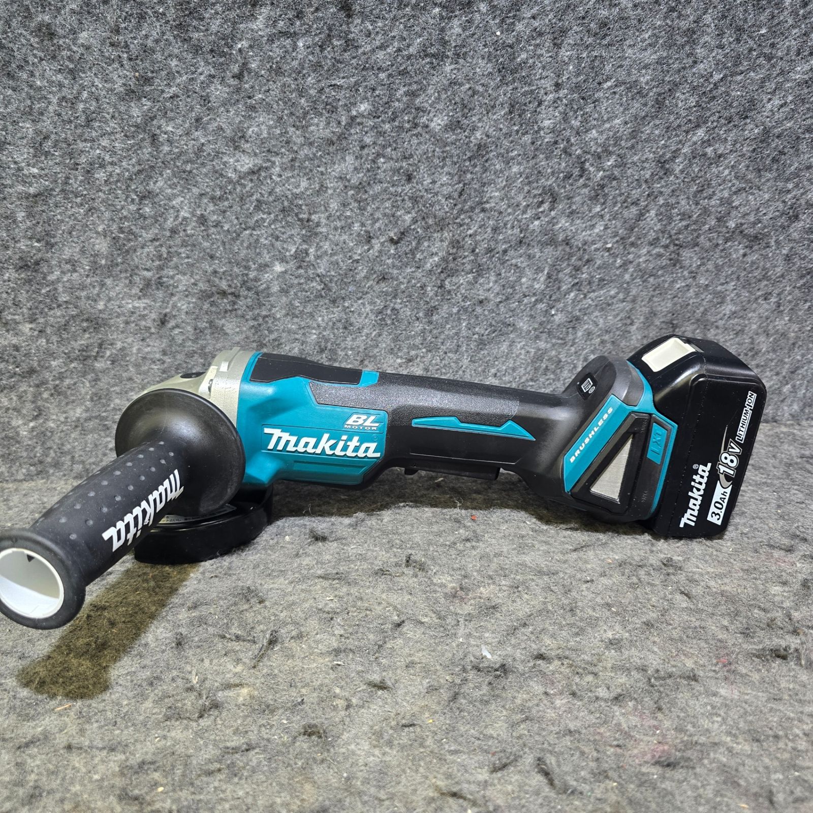 18V 3.0Ahバッテリ付き マキタ makita 100mmコードレスディスクグラインダ GA408DZ 桶川店