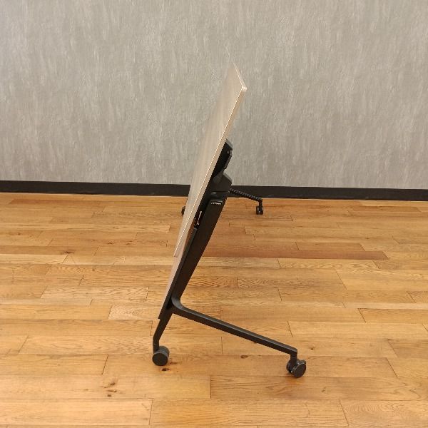 2019年製 ベージュ