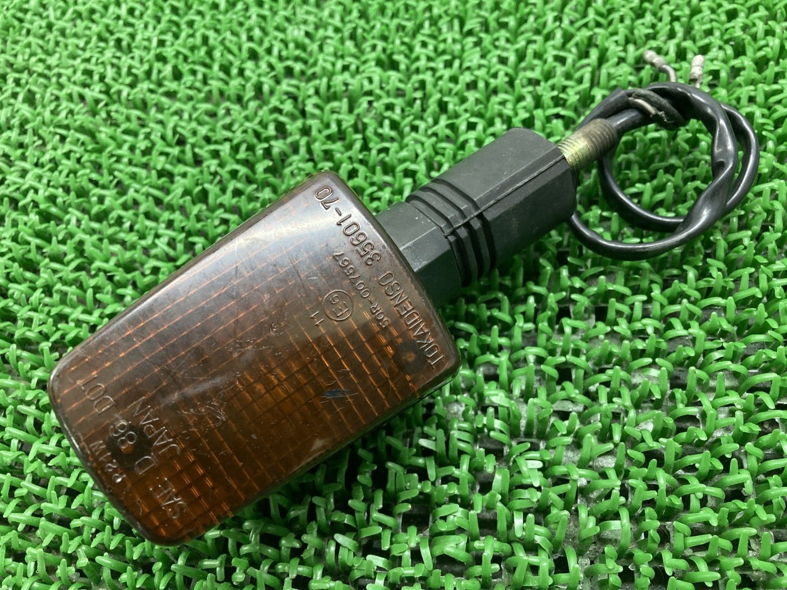 GSX400Sカタナ ウインカー 片側 35601-70 スズキ 純正 中古 バイク