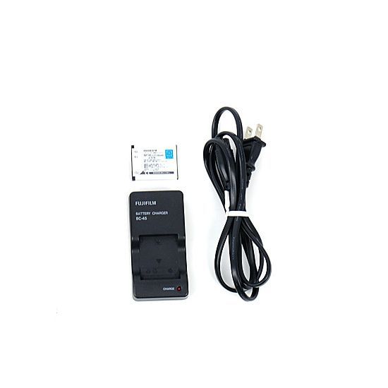 bn:1] FUJIFILM製 FinePix 売れ筋 Z100fd White＆Black/800万画素