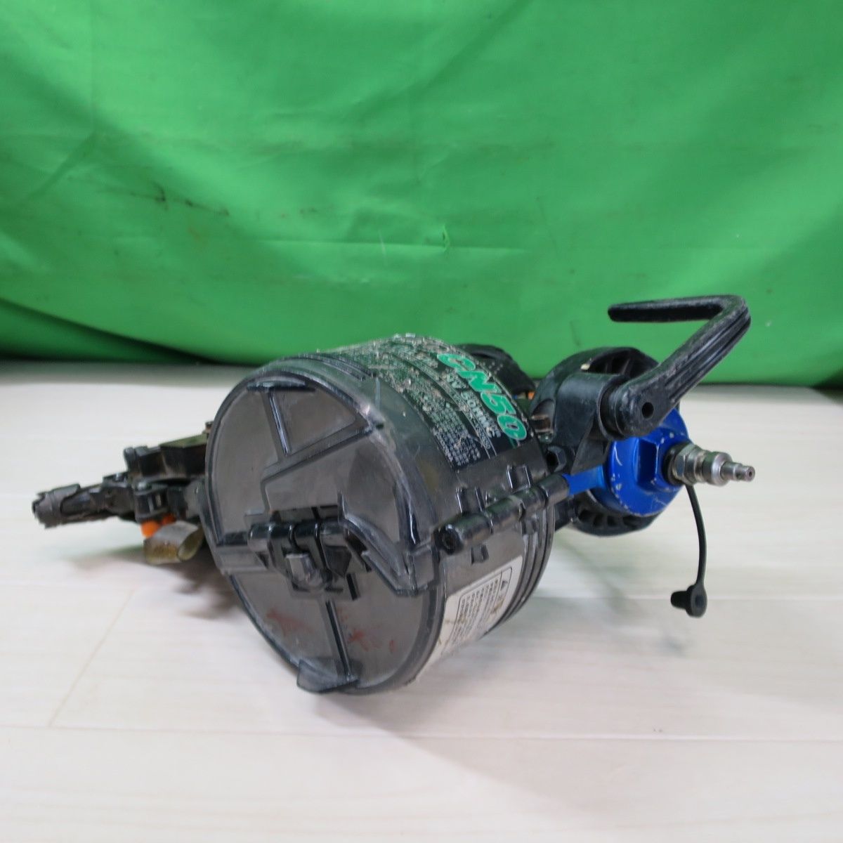 釘打ち機 HITACHI