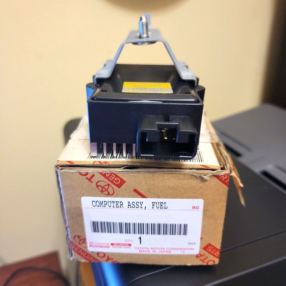 新品 トヨタ純正 80 スープラ フューエルポンプ コンピューター 燃料  