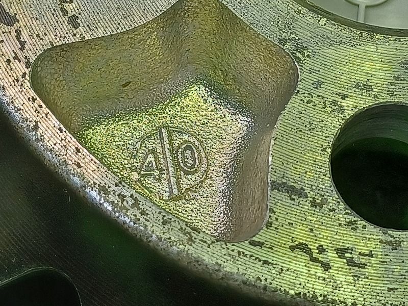 最大60％オフ！ 社外 ユーロスピードG|O MID ｶﾛｰﾗｽﾎﾟｰﾂ ﾌﾟﾘｳｽ ホイール アルミ ガンメタ 15インチ 6.5J 5穴 4本 100 40 セクシーな