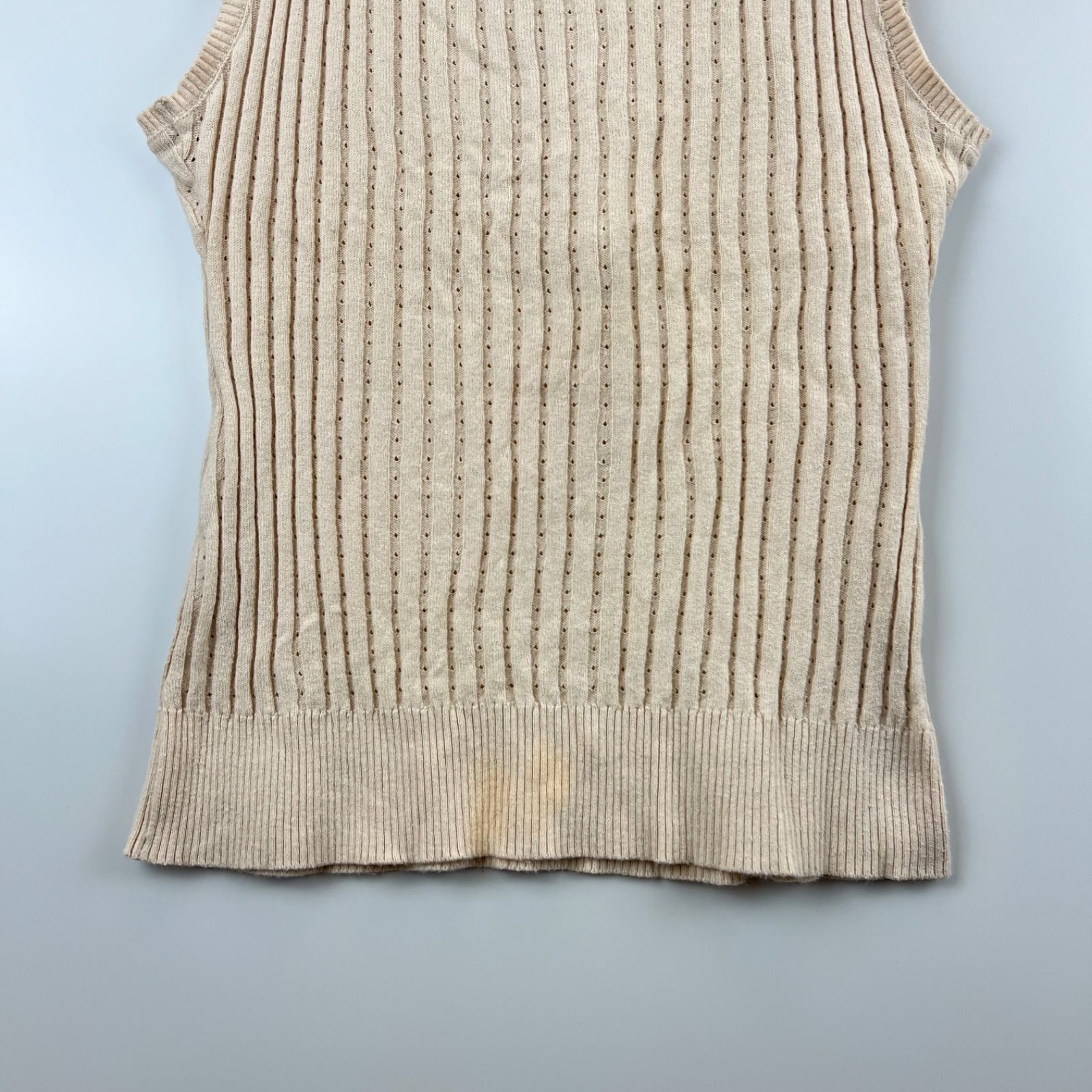 バーバリータンクトップ38 BURBERRY - バーバリー タンクトップ