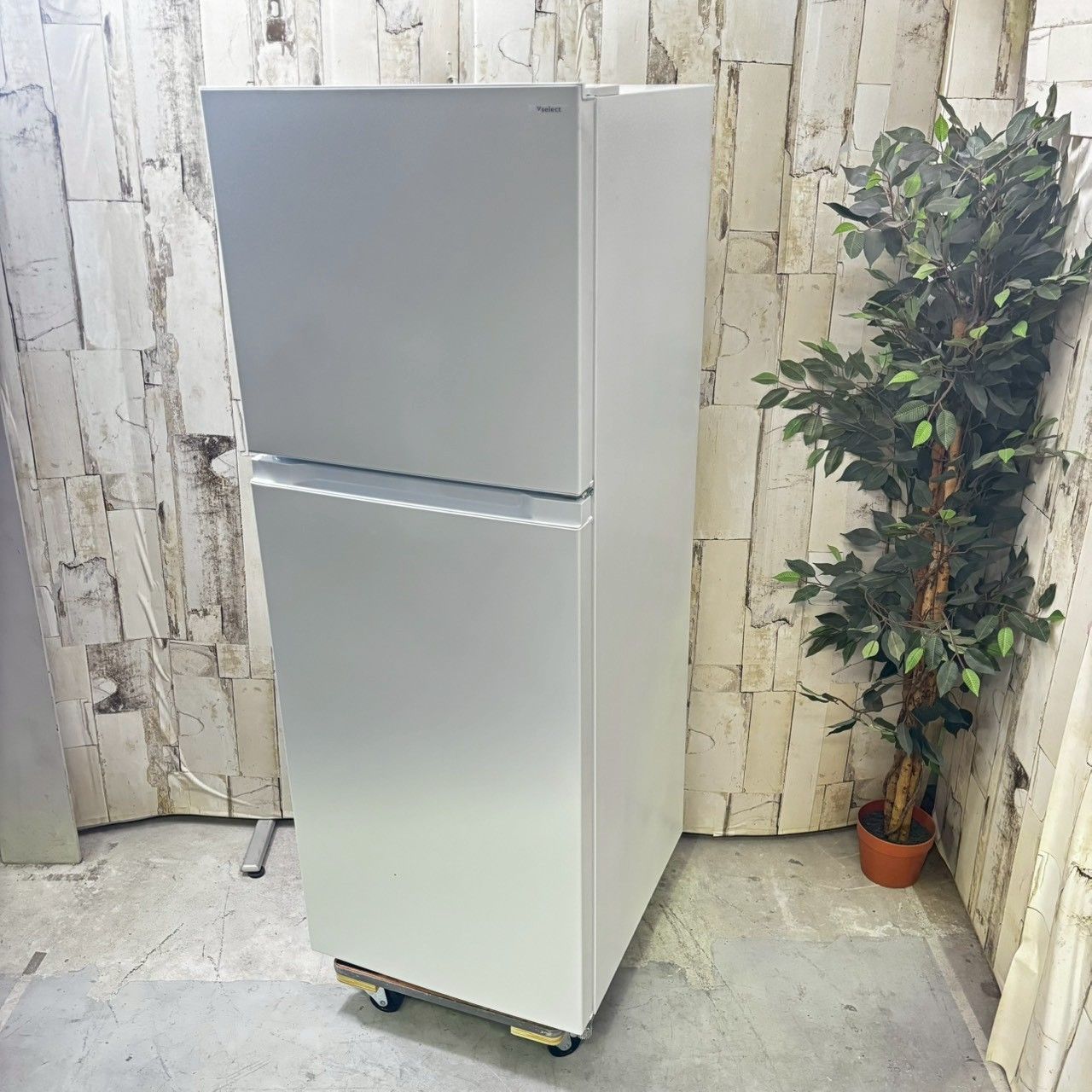 2022年製】 Y select ヤマダオリジナル YRZ-F23K ノンフロン冷凍