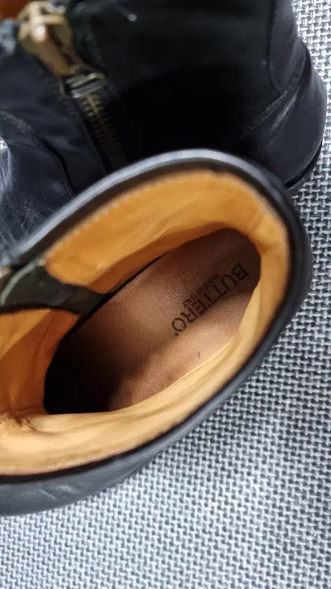 チェルシーブーツ