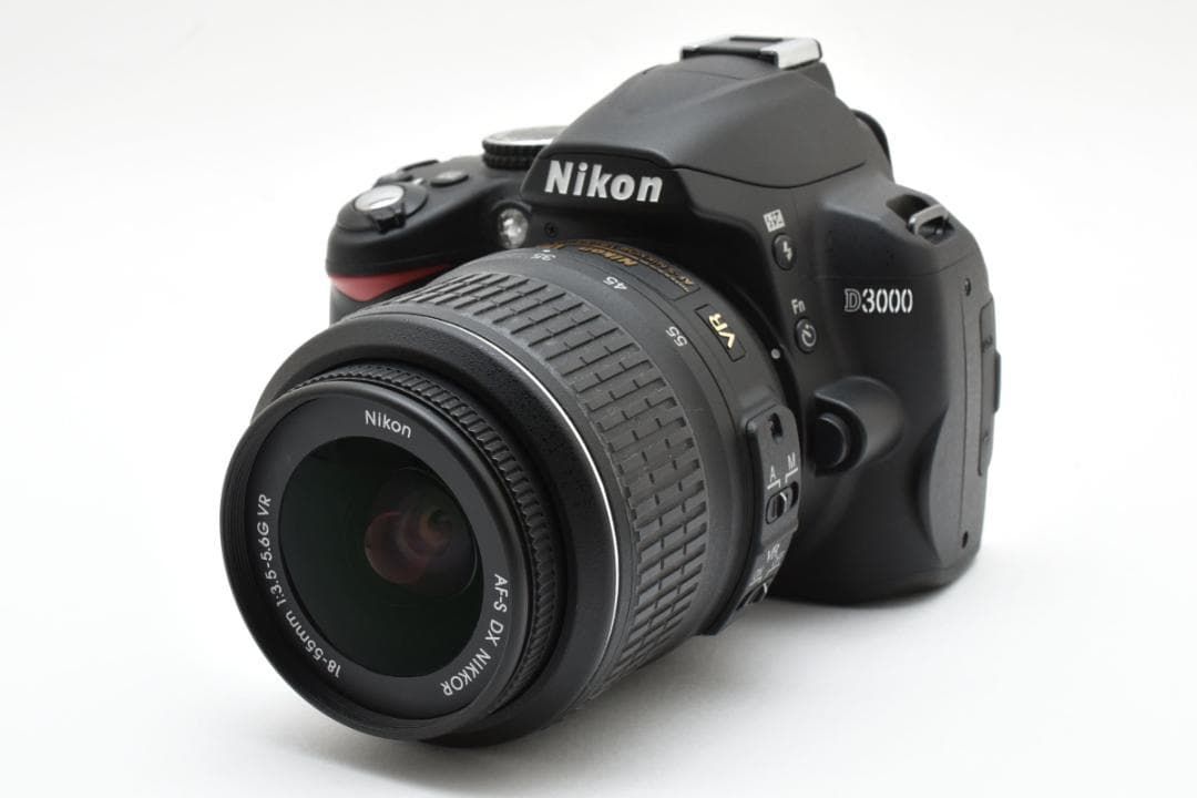 184 Nikon D3000 18-55 ズームレンズキット ショット数833