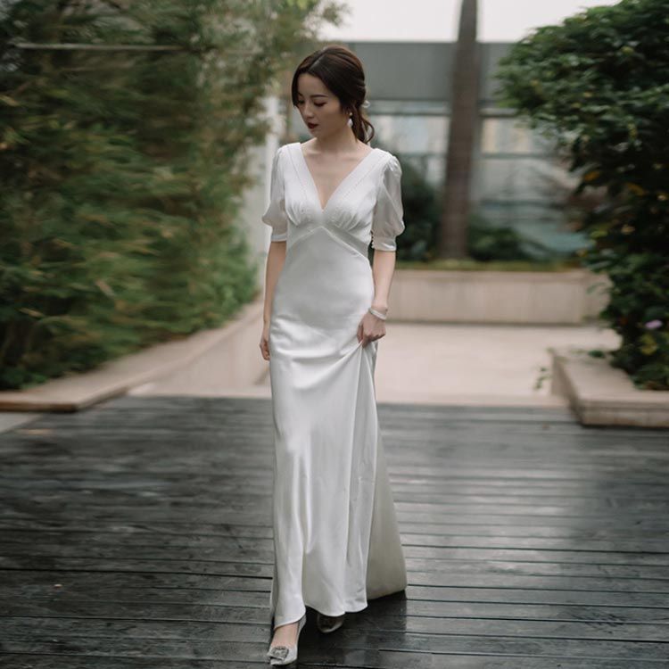 ウエディングドレス 二次会 プリーツ Vネック パフスリーブ 半袖 袖  