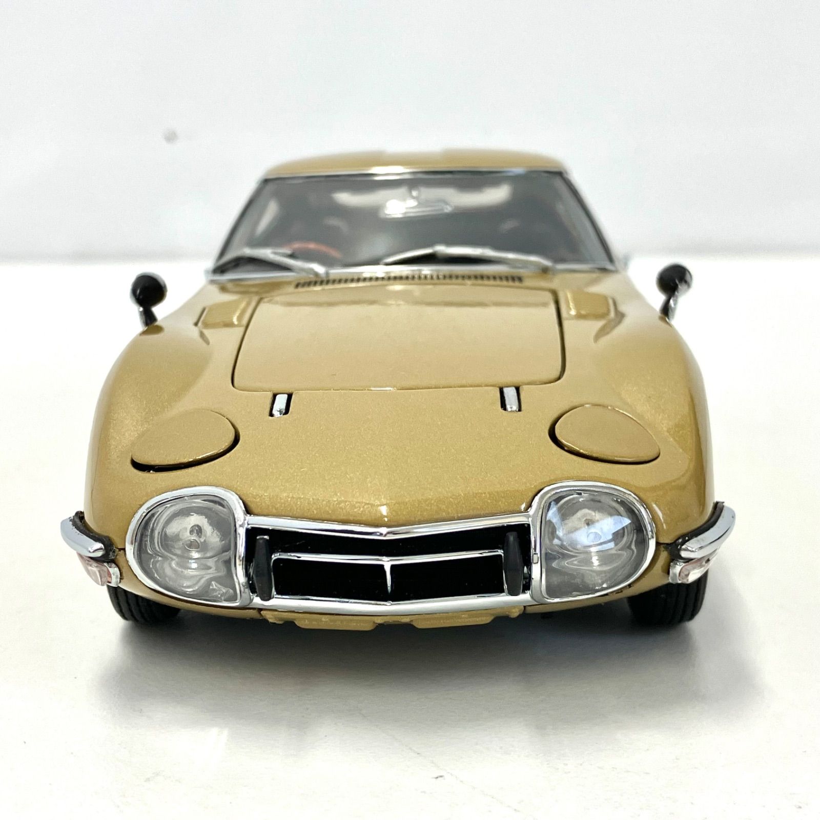 11872】 EBBRO プレミアムコレクション 1/24 TOYOTA 2000GT