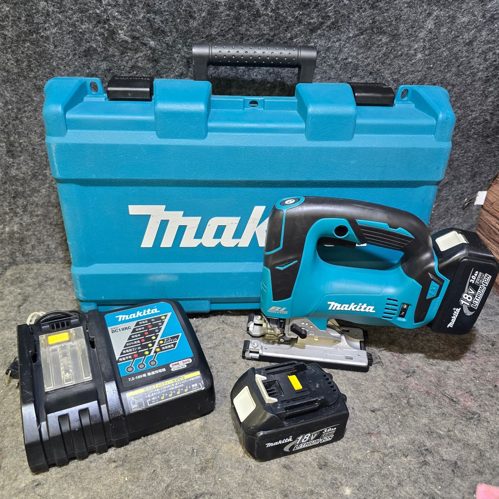 Makita - マキタ　18V ジグソー　ＪＶ１８２DRF 6d58802f212088c413ff1fb414b89e