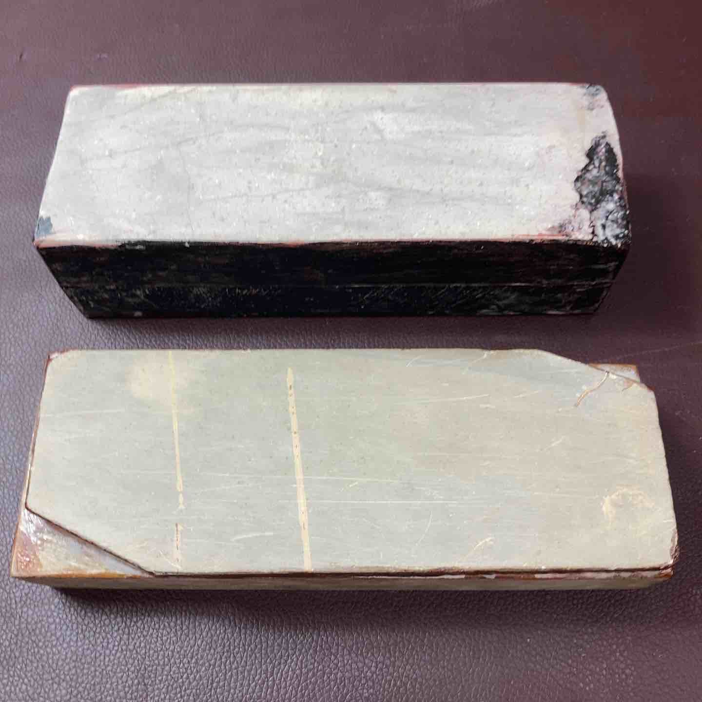 品 天然砥石 上野御蔵砥石 2個まとめセット 総重量約3.5Kg 鑿 鉋 大工道具 天然 砥石 東大和店