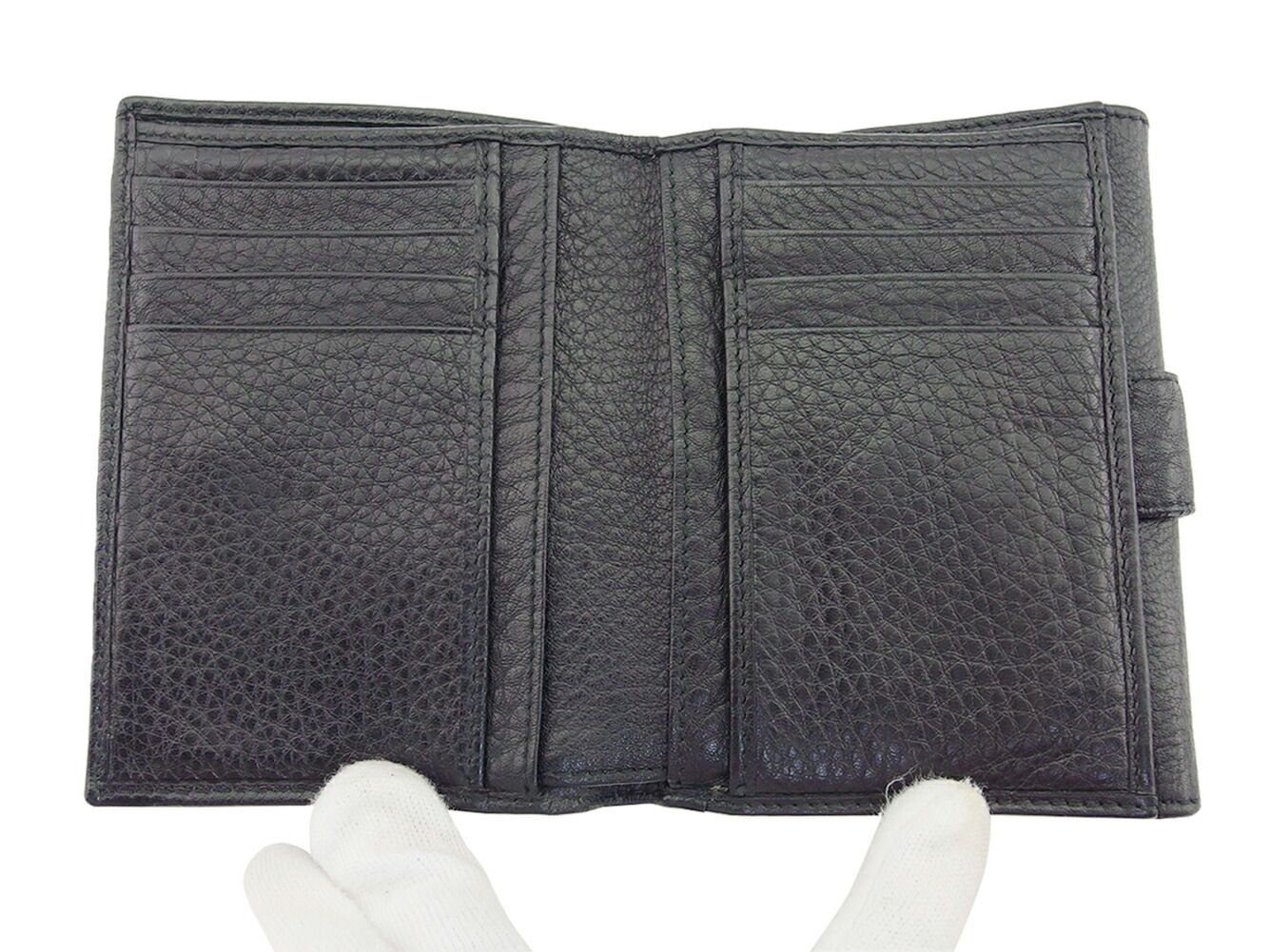 【超メルカリ市★最大30％OFFセール中】サルヴァトーレフェラガモ Salvatore Ferragamo 二つ折り財布 NERO レディース 