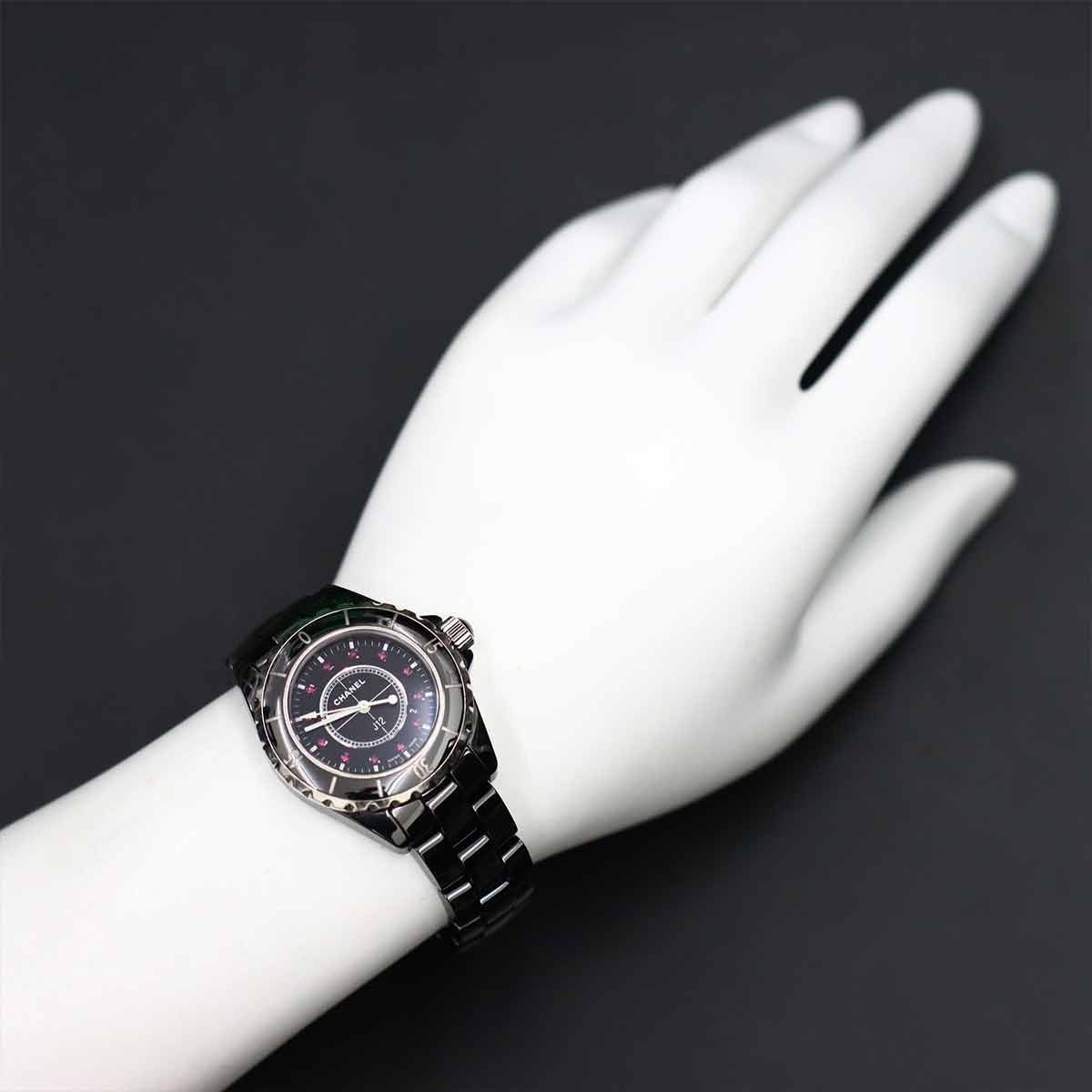 専用CHANEL j12 純正　セラミックベルト　正規品　レディース　33ミリ 高級素材使用ブランド CHANEL メルカリ - 純正ベゼル 純正