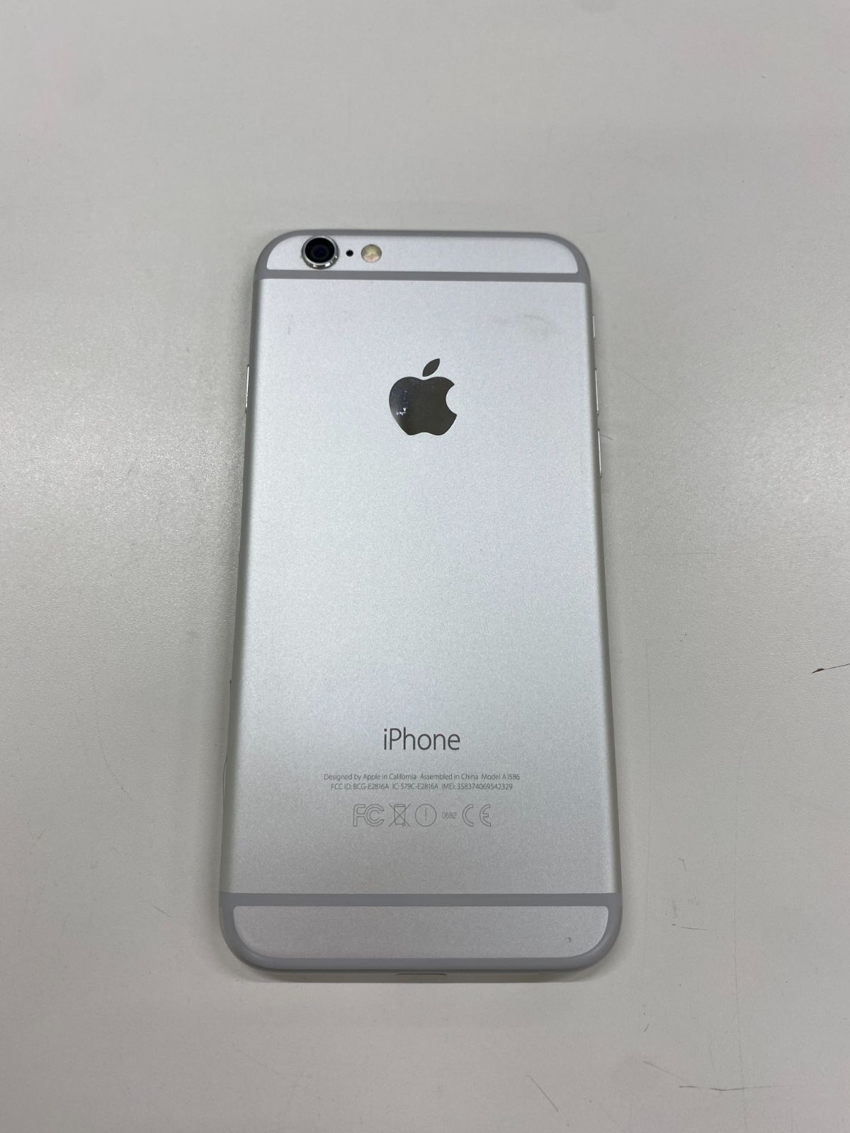 iPhone6 au 本体-