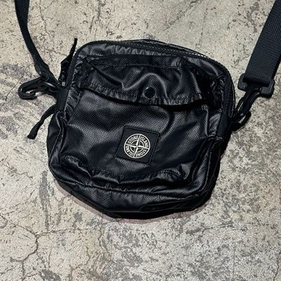 ストーンアイランド ボディバッグ