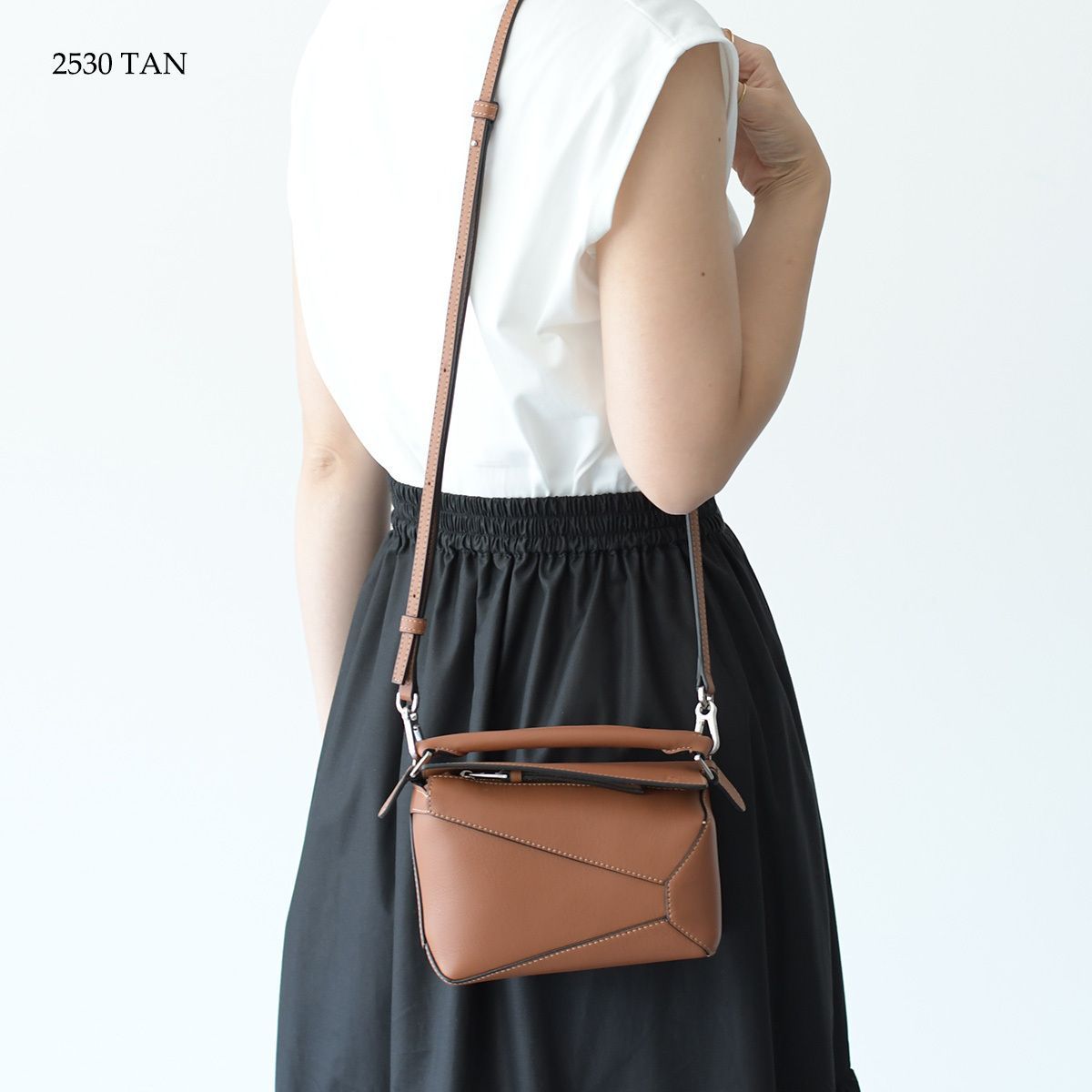 ロエベ　LOEWE ＊ビジネスバック・レトロ　キャメル＋ブラウン 2025年最新】LOEWE メンズ ビジネスバッグの人気アイテム - メルカリ