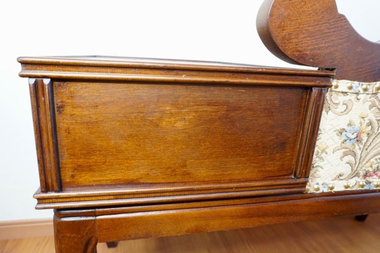 テレフォンベンチ