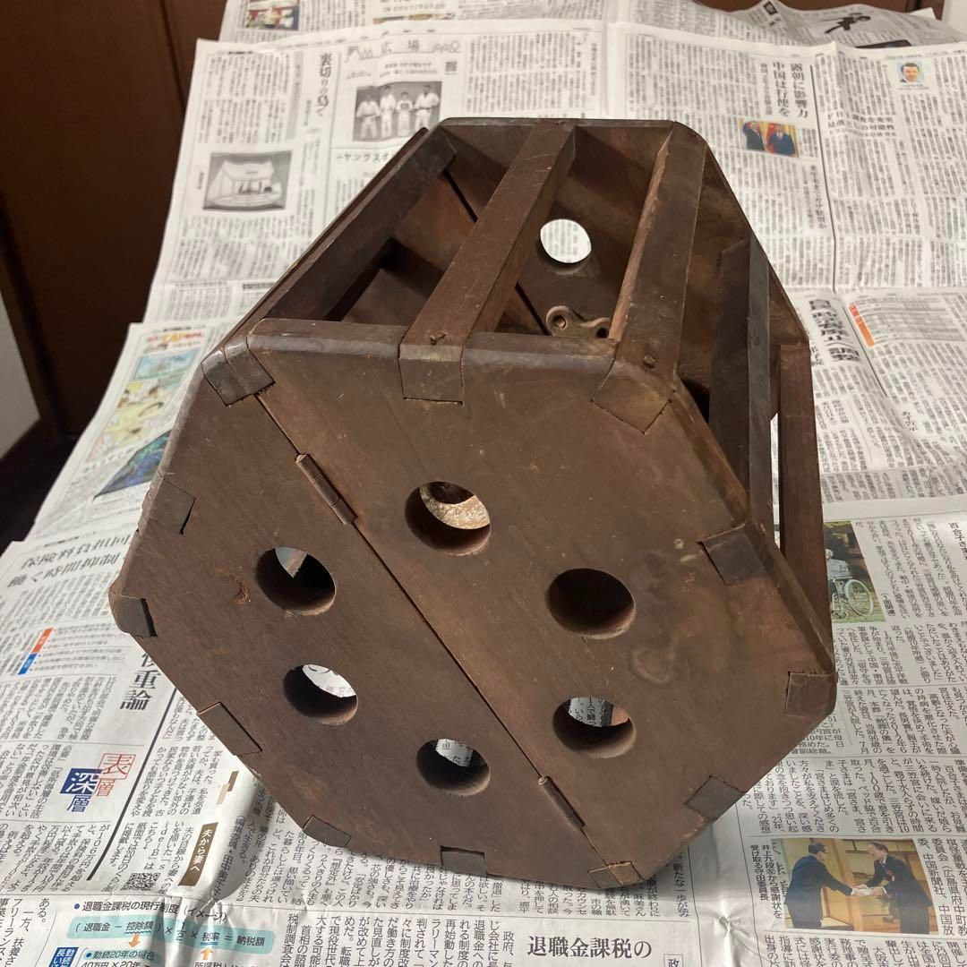 昔の回転炬燵 六角形 アンティーク 火鉢 木枠 暖炉 囲炉裏 冬のキャンプ 昔の回転炬燵 六角形 アンティーク 火鉢 木枠 暖炉 囲炉裏 冬の