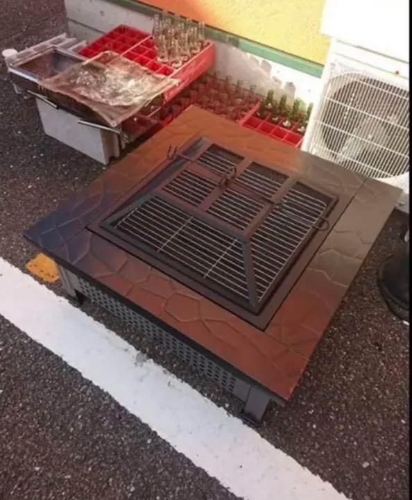 バーベキューコンロ BBQコンロバーベキュー 焚き火台 黒の板 977