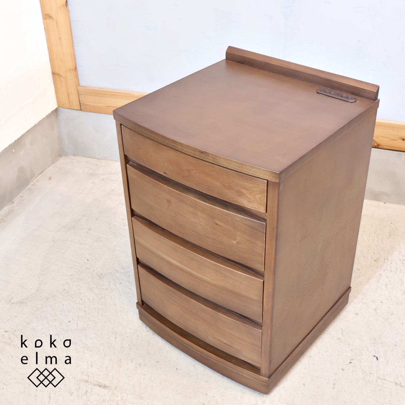 大塚家具　ナイトテーブル（サイドテーブル） ナイトテーブル「トワレ」幅34cm オーク材NA色 | 【公式】大塚家具