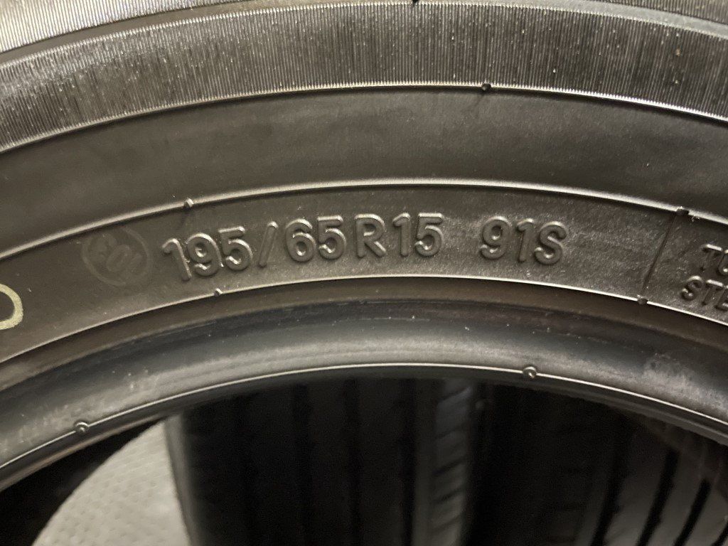 TOYO NANOENERGY J59 195/65R15 15インチ 夏タイヤ 4本 バリ溝 
