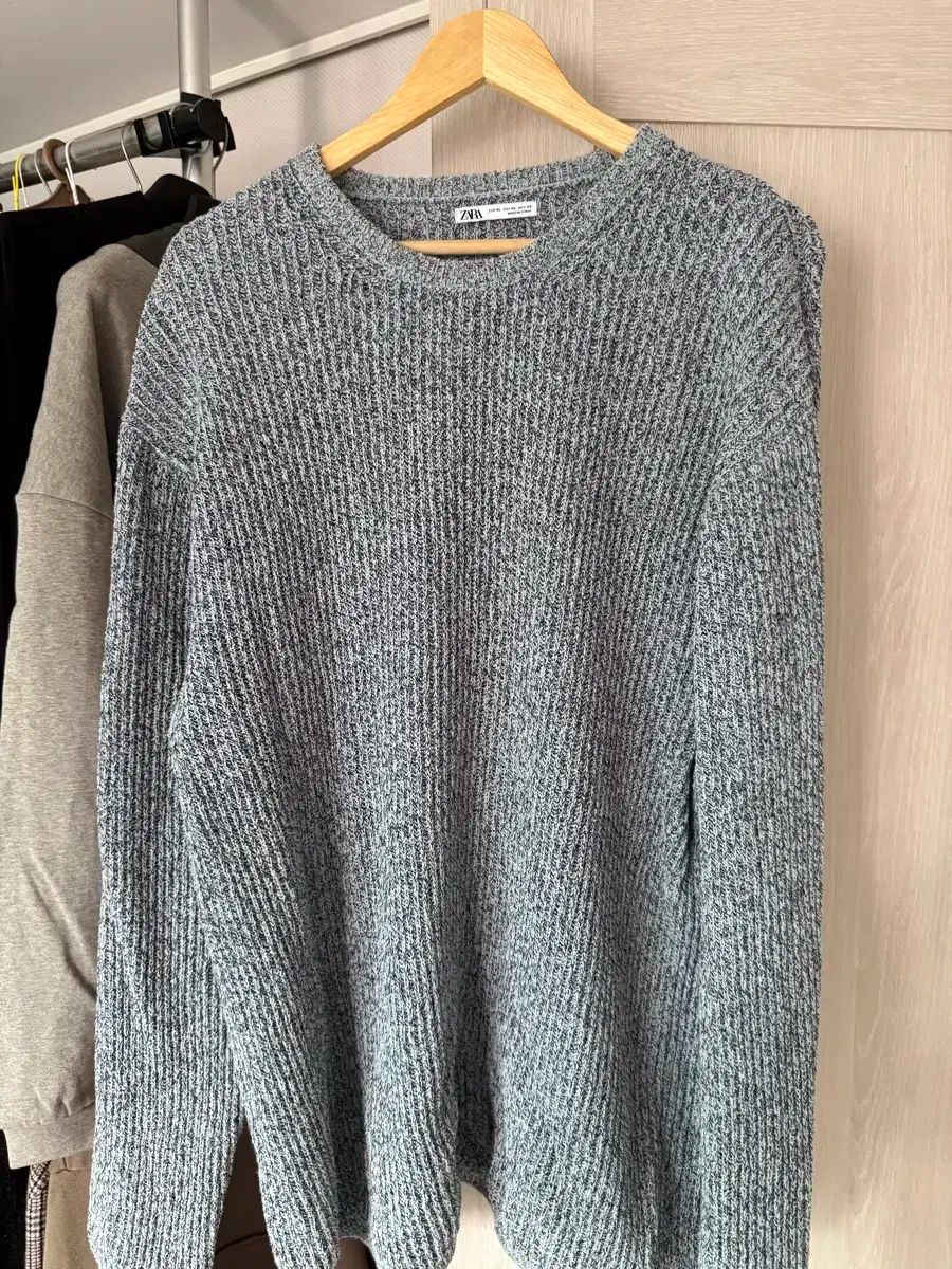 ZARA(ザラ) ライトブルー ロングスリーブニット 基本 105 サイズ