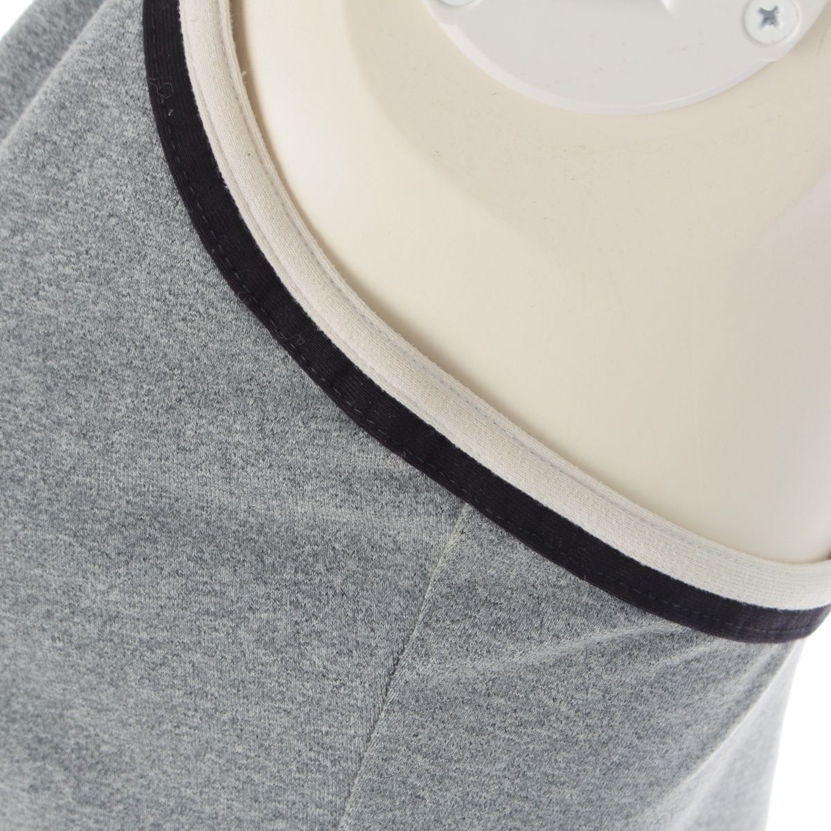 シャネル ココマーク ロゴ 刺繍 Vネック クロップド丈 キャミソール トップス グレー WWW_MORNINGWALKER_COM