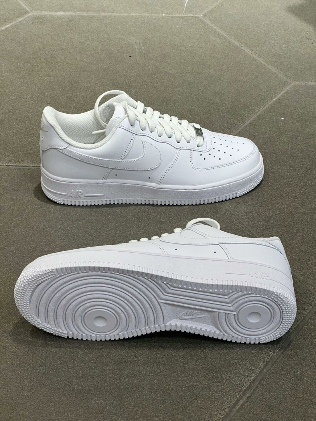 新品 NIKE Air Force 1 Low '07 White ナイキ エアフォース1 男女兼用 箱付