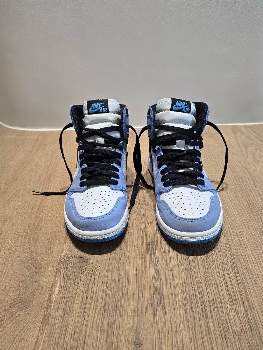 NIKE ナイキ エア ジョーダン 1 ハイ UNC ブルー
