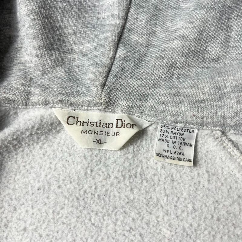 新品同様で購入した確実本物ですChristian Dior クリスチャンディオールパーカー　メンズ　グレーXL
