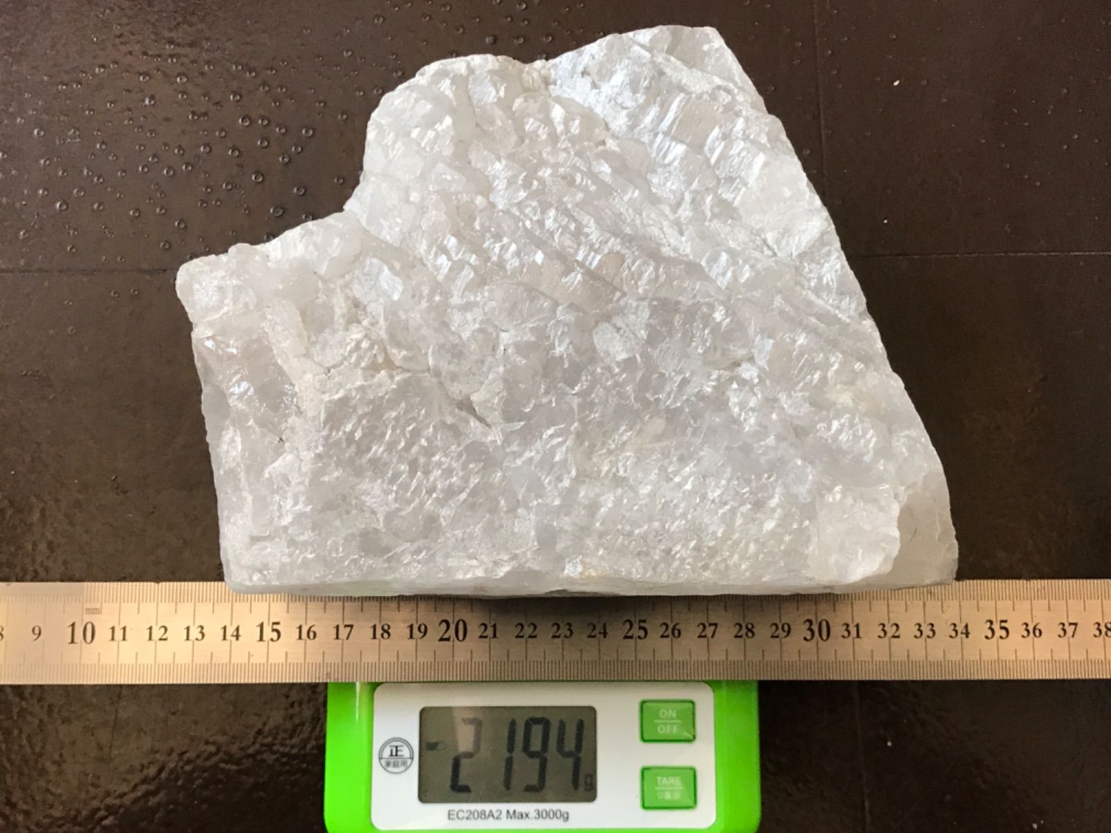 ◉マダガスカル産【カテドラルライブラリー水晶】原石/約2kg[8-7