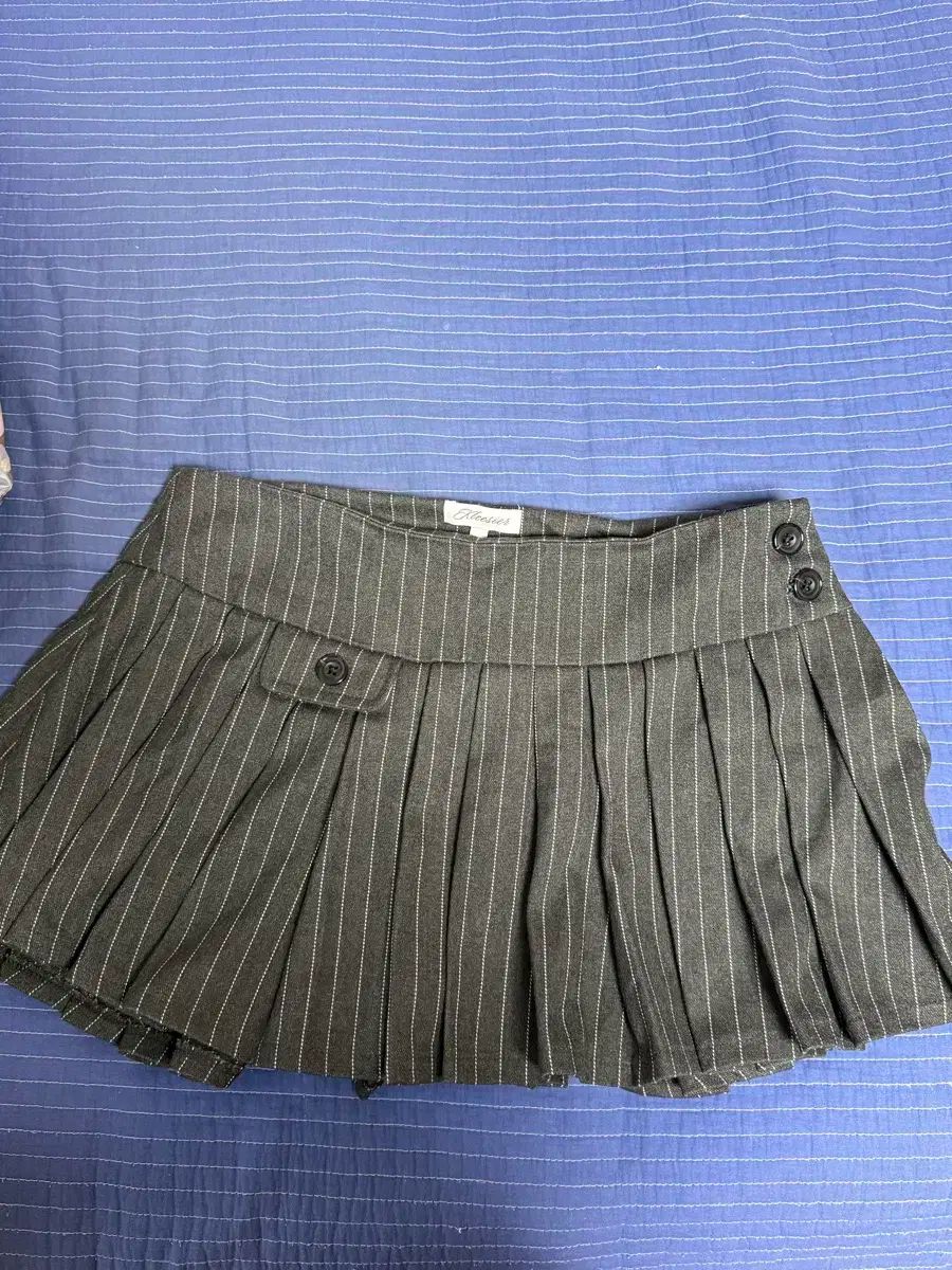 クリシアー カヌレ カヌレ スカート グレー