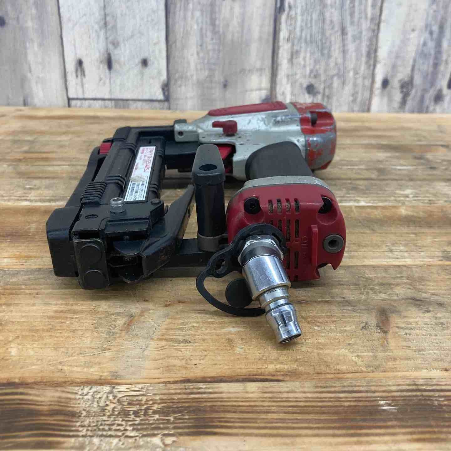 中古 中古品MAX マックス 4mm 常圧 エアネイラ TA-225⁄425J 在庫処分 中古