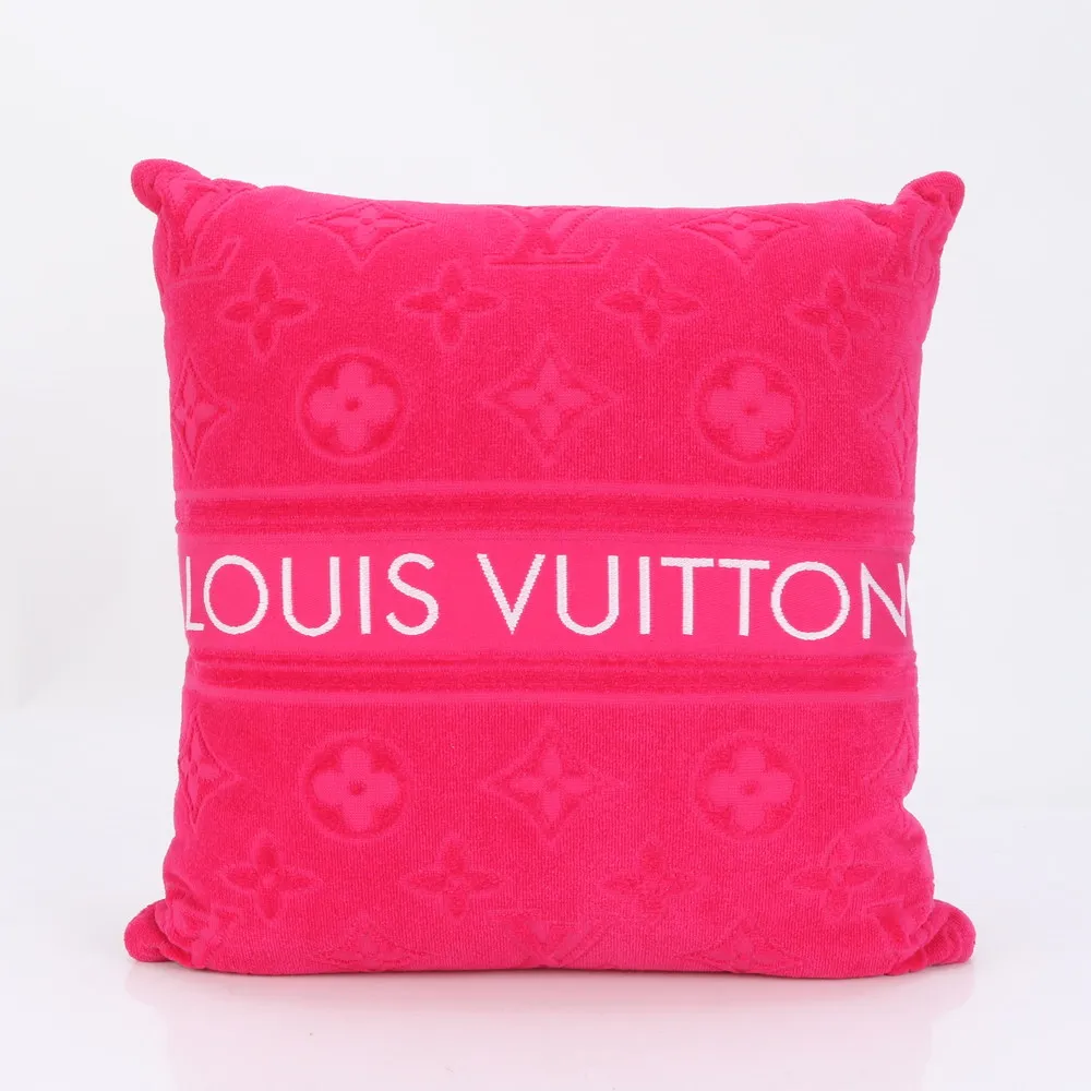 2025年最新】LOUIS VUITTON クッション・座布団の人気アイテム - メルカリ