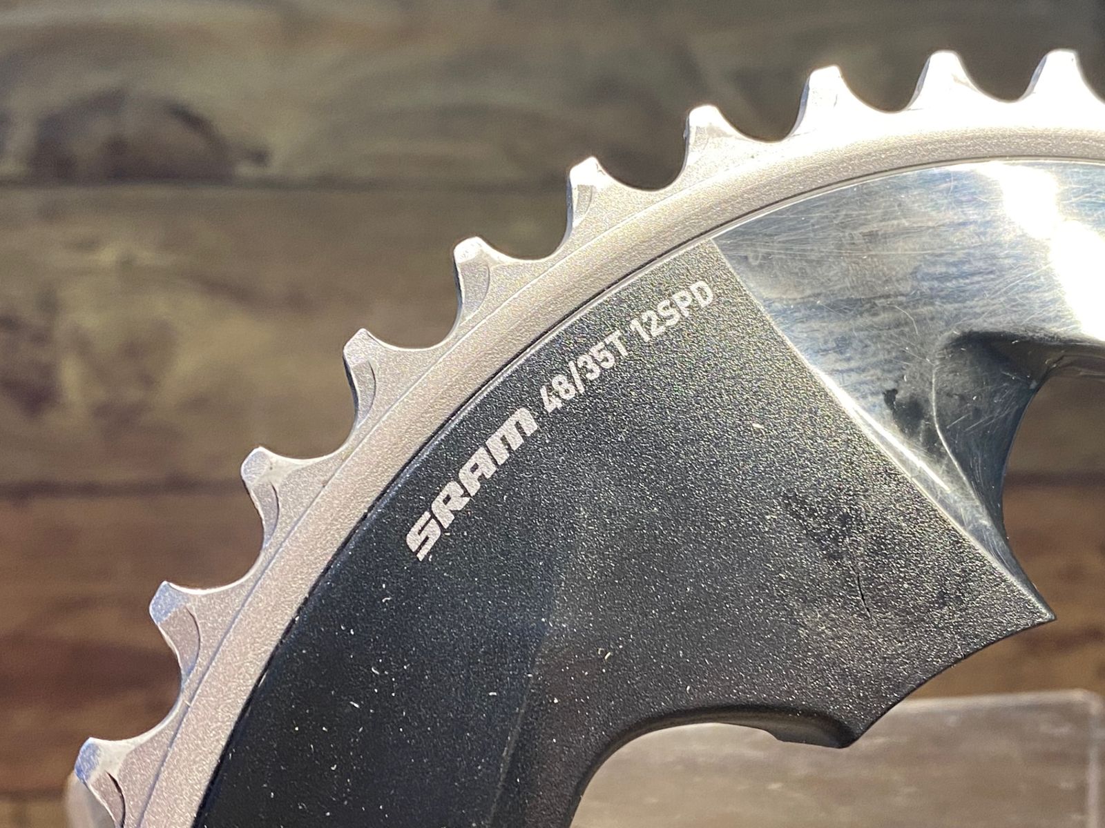 HY300 スラム SRAM フォース FORCE 12s 48T チェーンカバー割れあり 