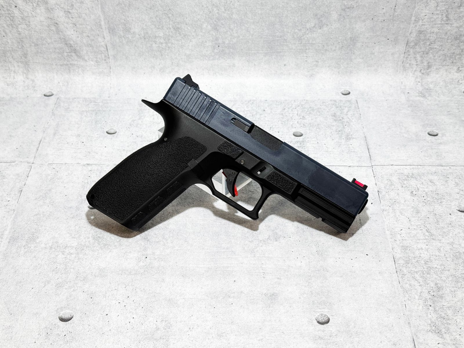 CARBON8