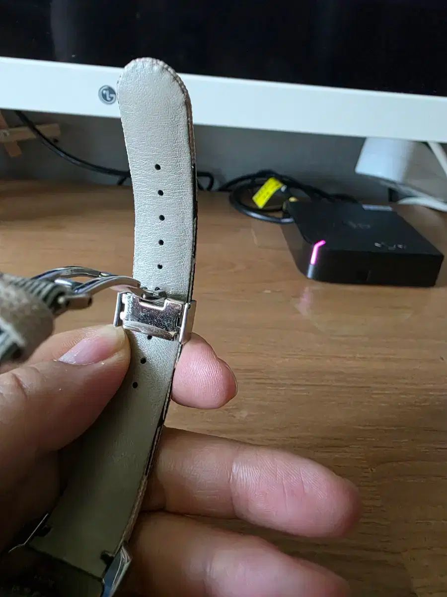 バーバリーの時計を使うのは気が進まない