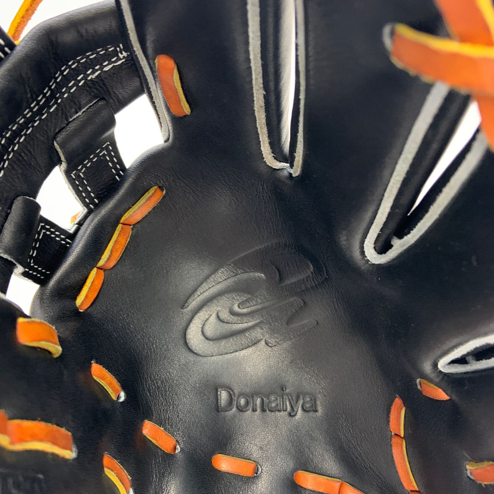 ようちゃん　Donaiya 硬式野球グローブ 新品未使用　黒/収納袋付き ようちゃん Donaiya 硬式野球グローブ 新品未使用 黒/収納袋付き