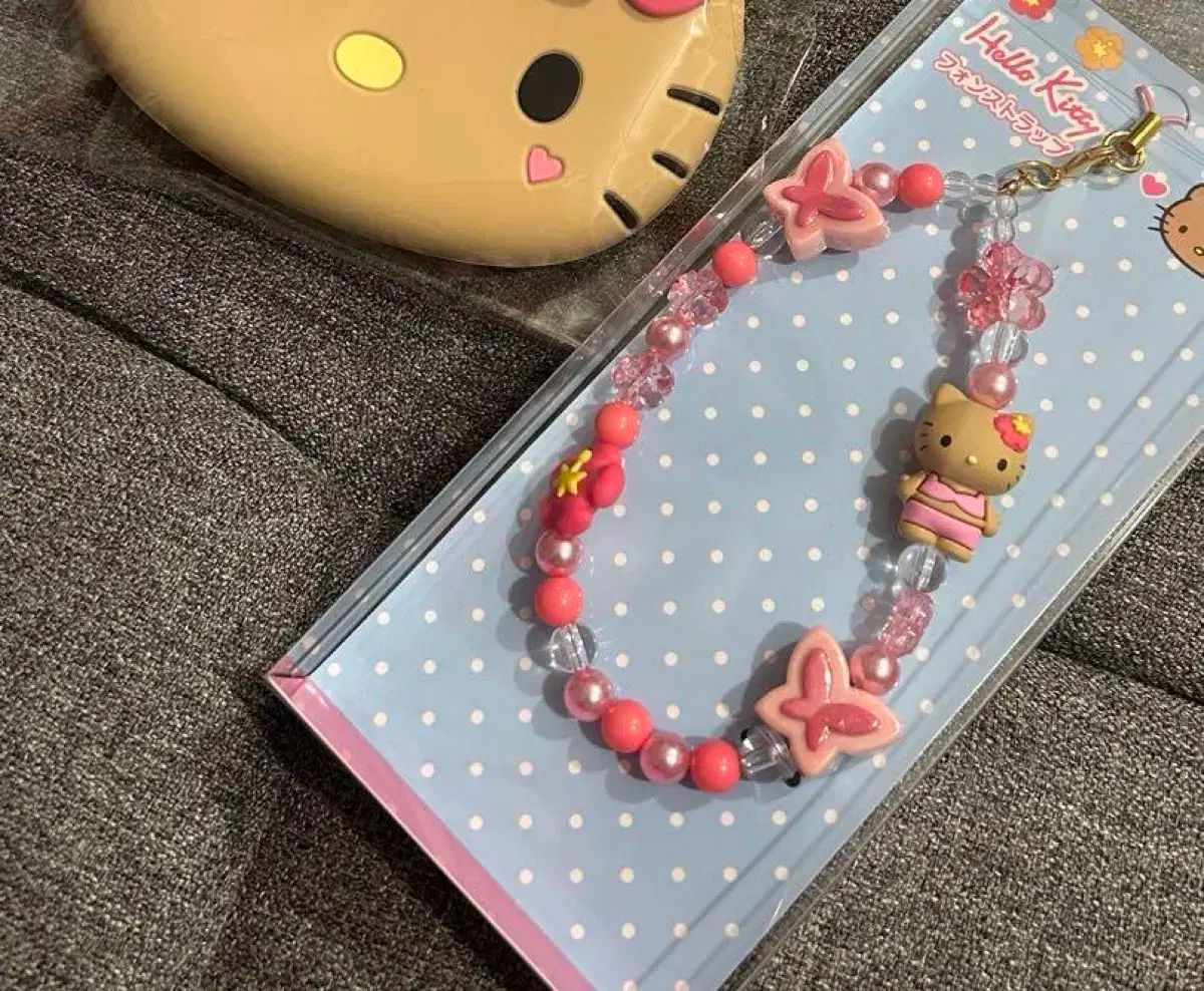 【美品/レア】バラでもOK！キティ 限定ストラップ 16個set 日焼けキティ ストラップ