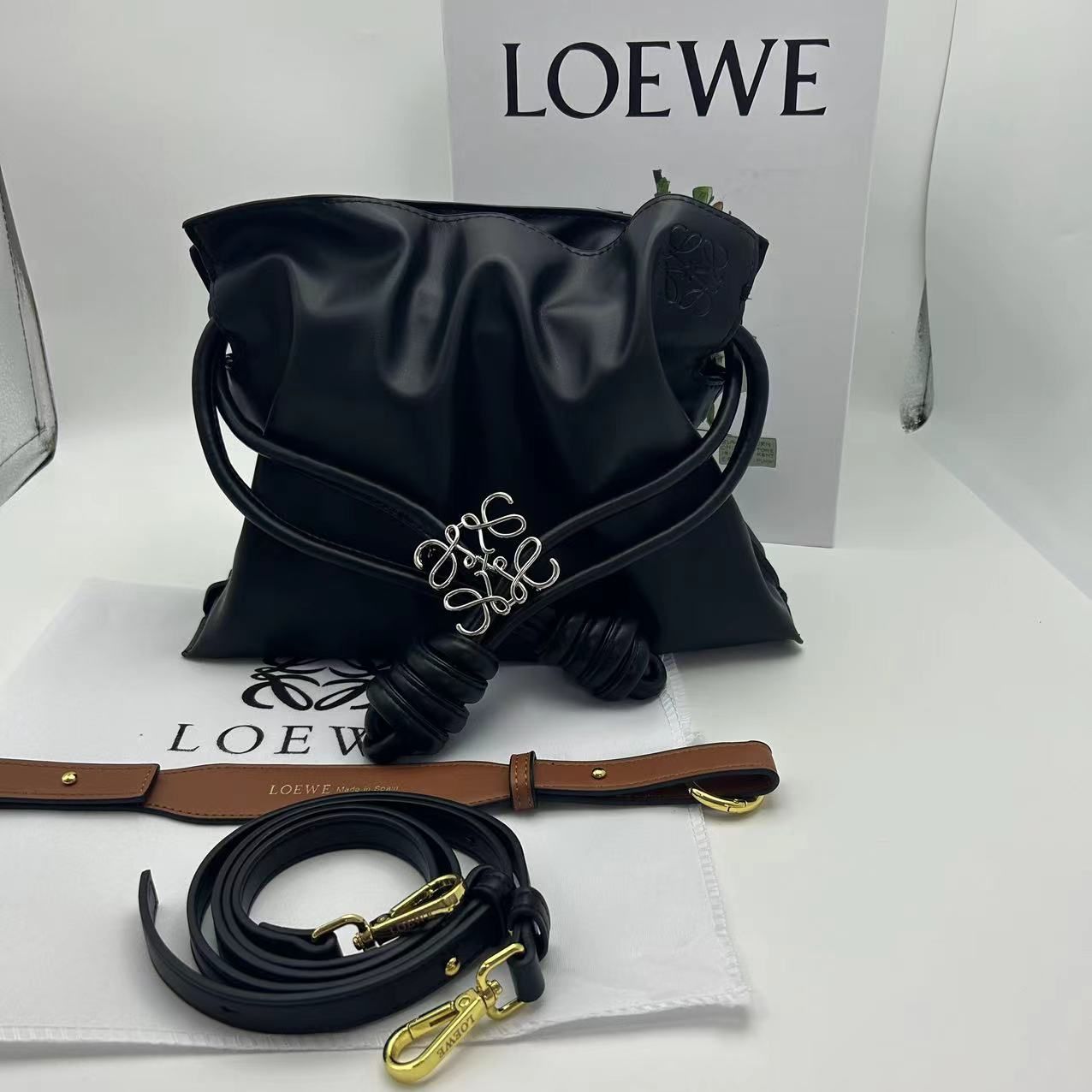 LOEWE フラメンコクラッチバッグ