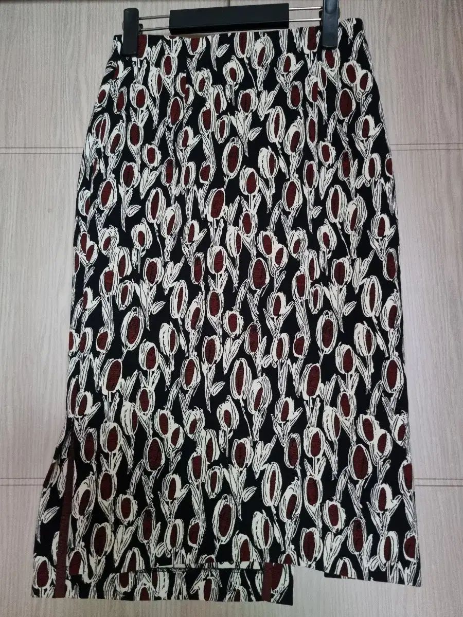 ハンサム LATT by T ラットバイT スカート