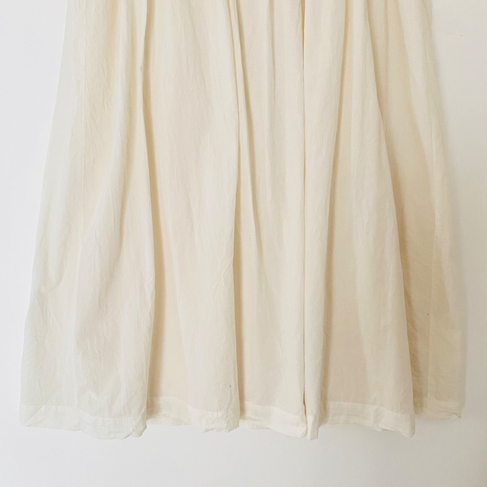 haupia ハウピア 刺繍 ロングワンピース 半袖 ベージュ - メルカリ