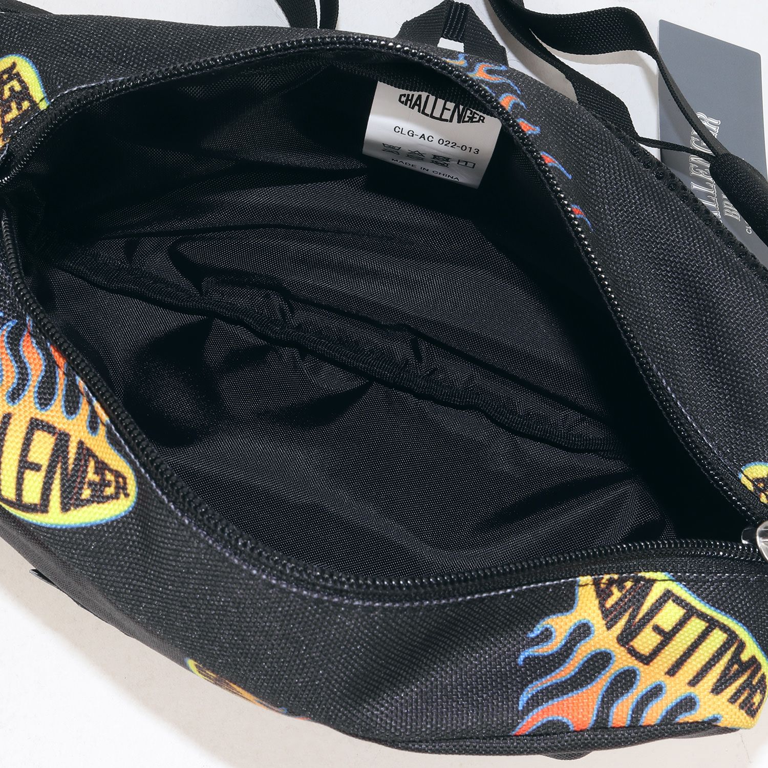 新品 CHALLENGER チャレンジャー バッグ 22SS ファイアーボール 柄 