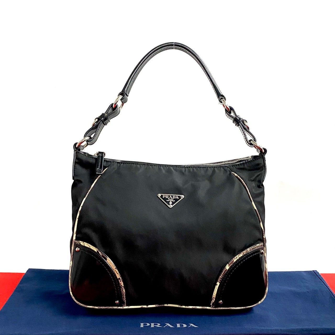 ほぼ未使用 PRADA プラダ 三角ロゴ 金具 ナイロン レザー 本革 セミ 