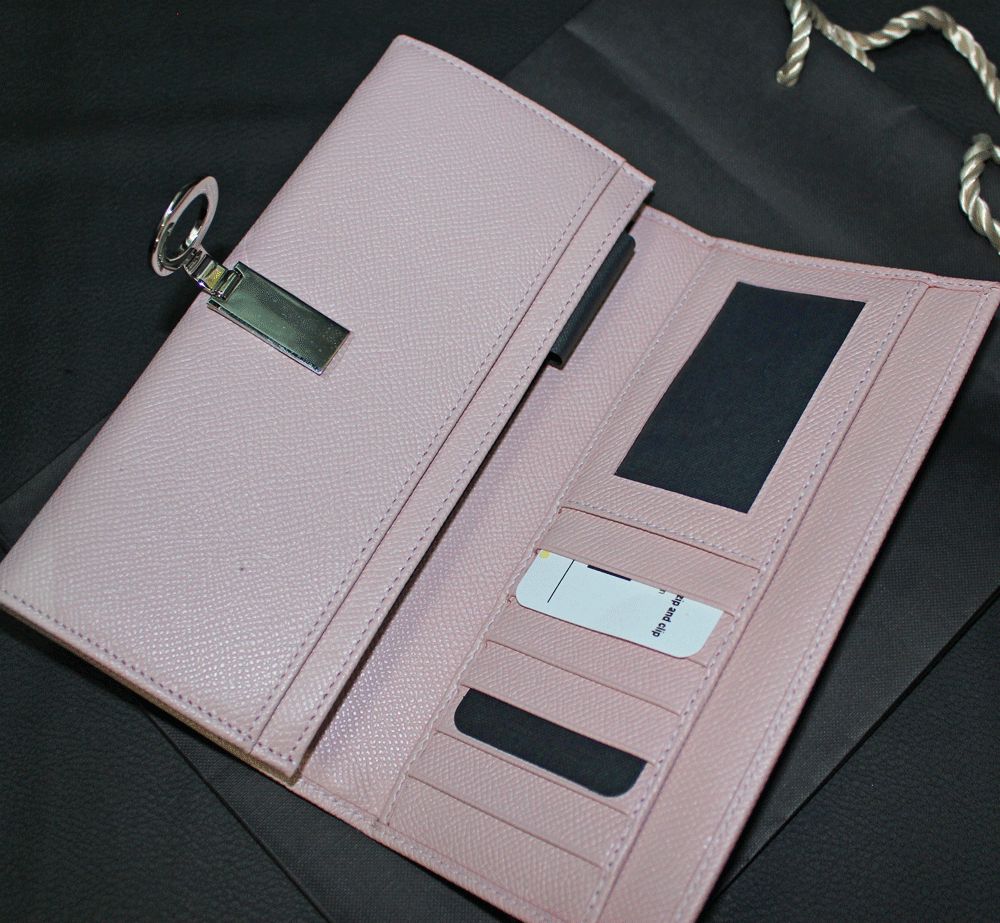 ☆OUTLET （極小のよごれの為） 新品 未使用 BVLGARI 長財布 大