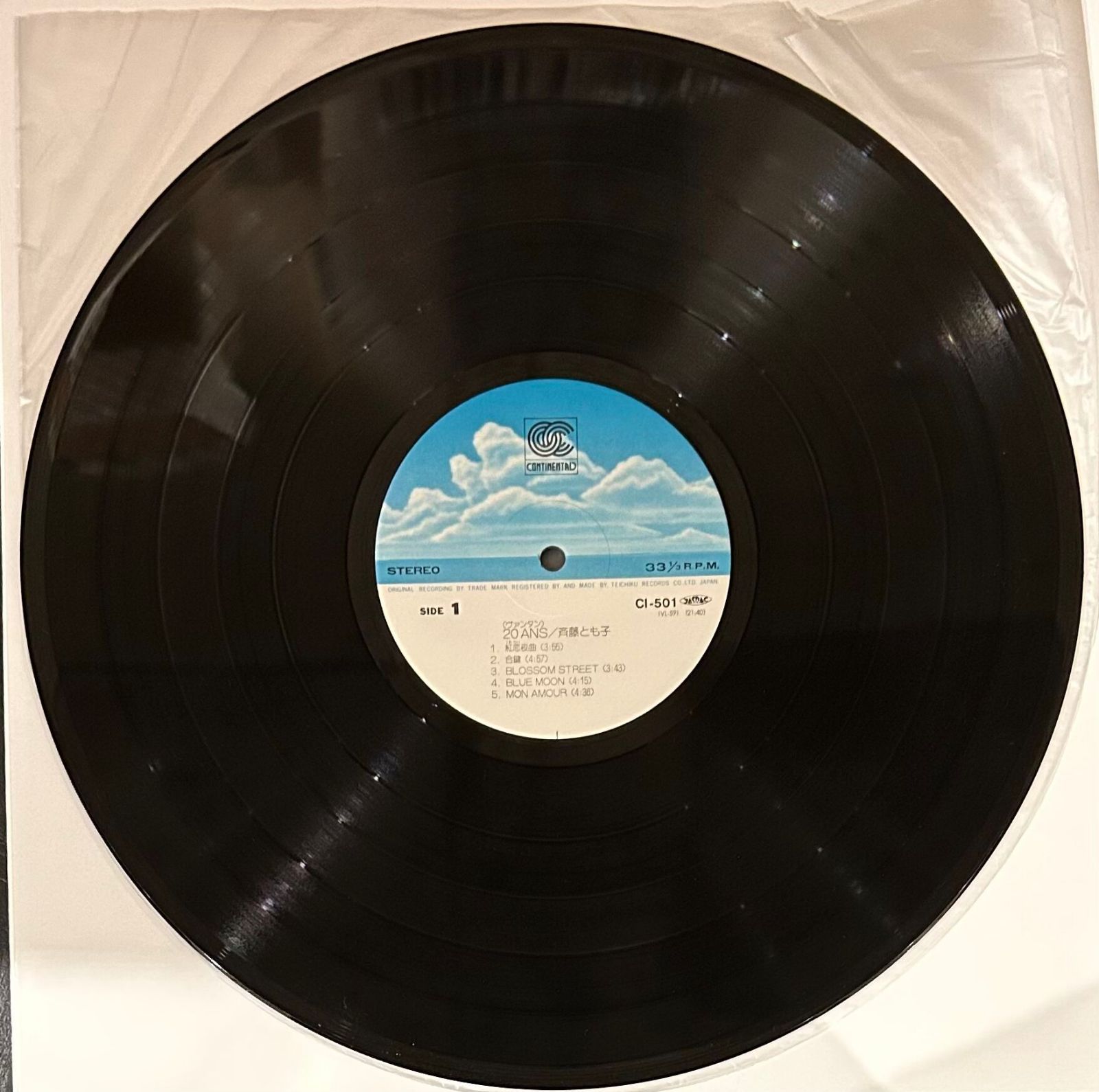 TOTO (Tso-la'tion) サイン入り LPレコード TOTO Self-Titled Japan Issue LP Vinyl CBS/Sony 25AP 1151 w