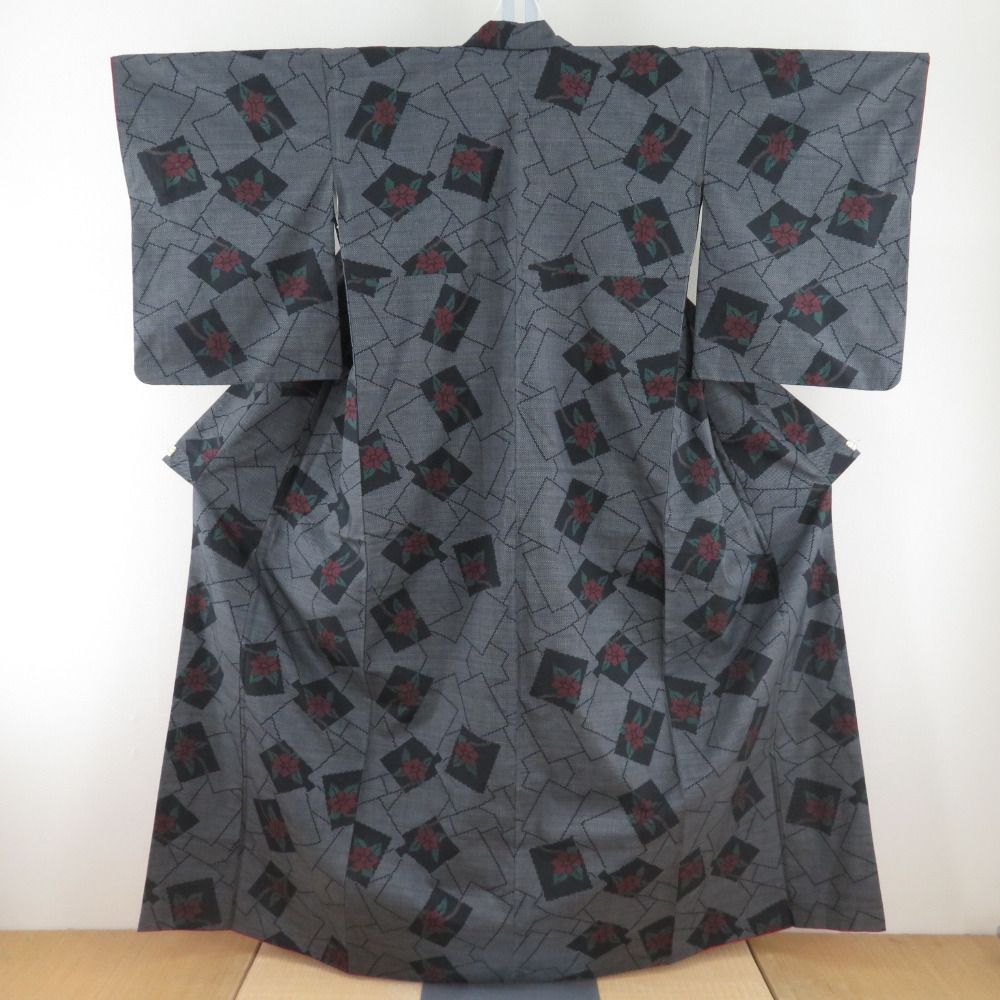 紬 着物 縦柄模様 黒色x灰色 袷 広衿 正絹 カジュアル着物 仕立て