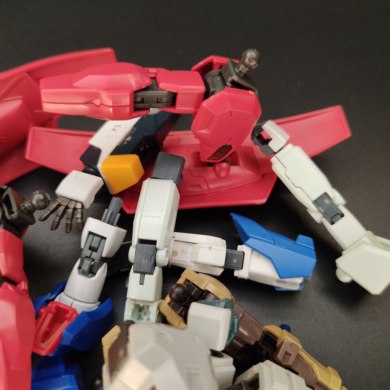 ガンプラ【未検品/ジャンク】HG 1/144 不揃い 肩・腕パーツ